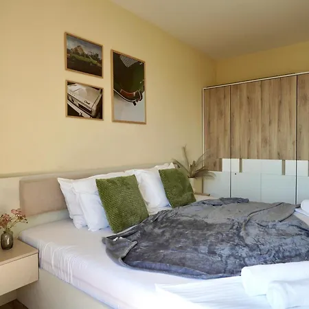 Cozy Place With Free Parking *