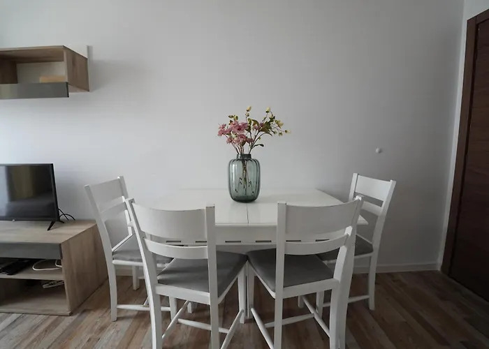 Cozy Place With Free Parking Lejlighed *